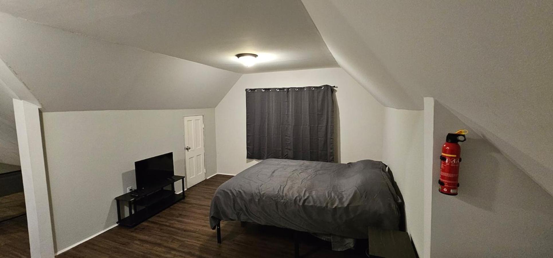 Private Apt In Middletown-Wesleyan Екстер'єр фото